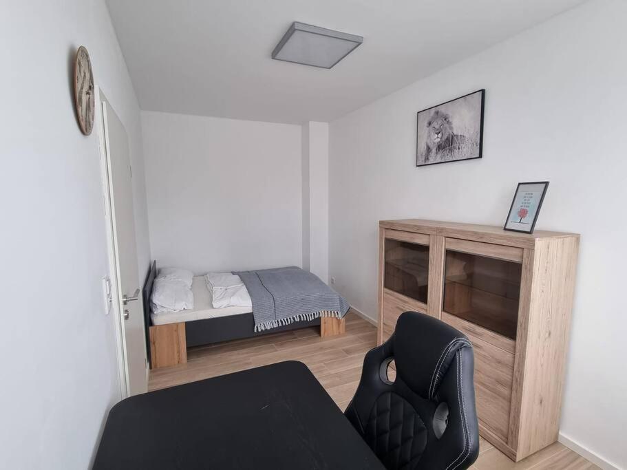 New & Modern Apartment Near Duesseldorf Вілліх Екстер'єр фото