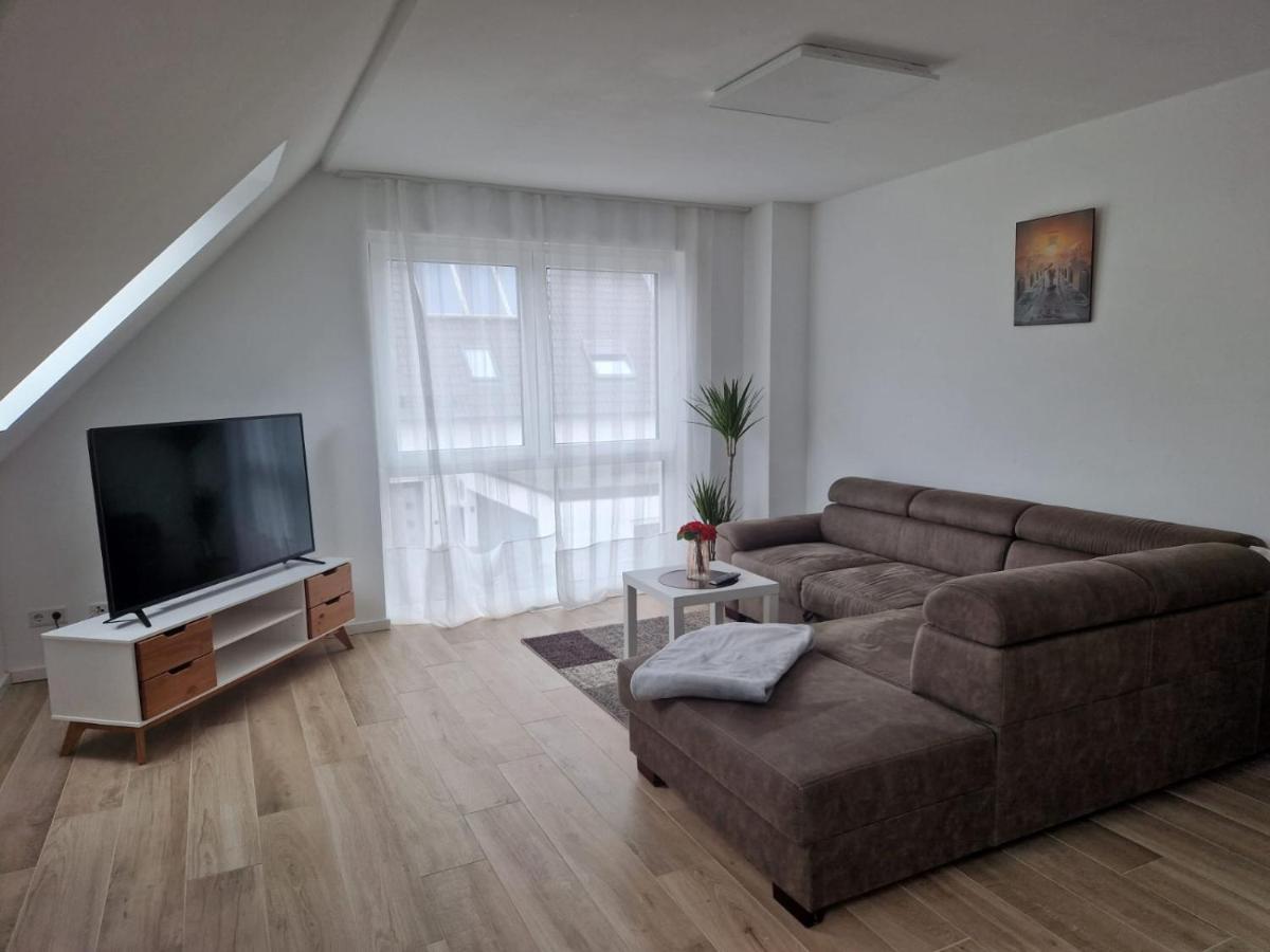 New & Modern Apartment Near Duesseldorf Вілліх Екстер'єр фото